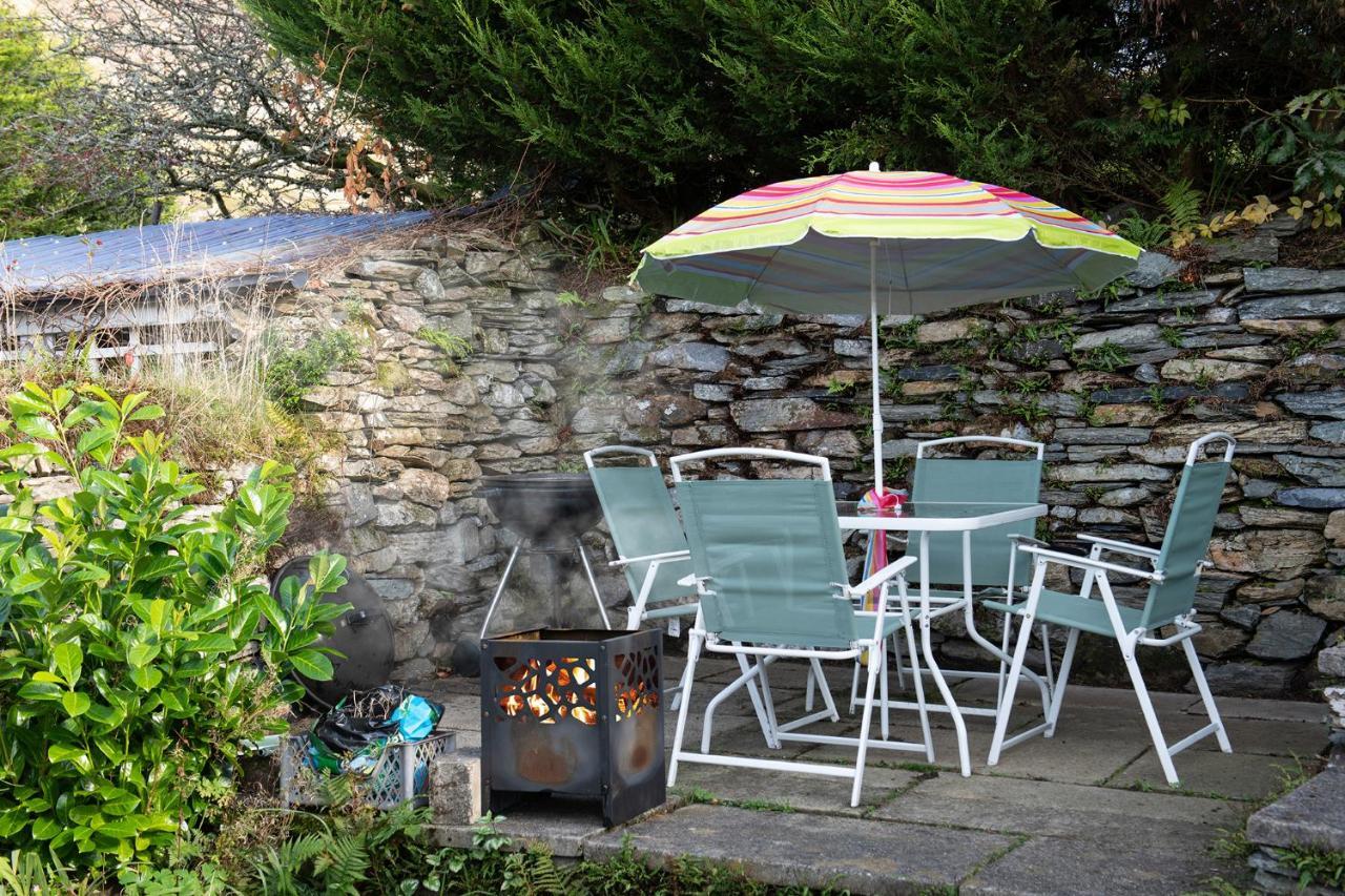 Homely Cottage With Garden And Mountain-View Blaenau Ffestiniog Bagian luar foto